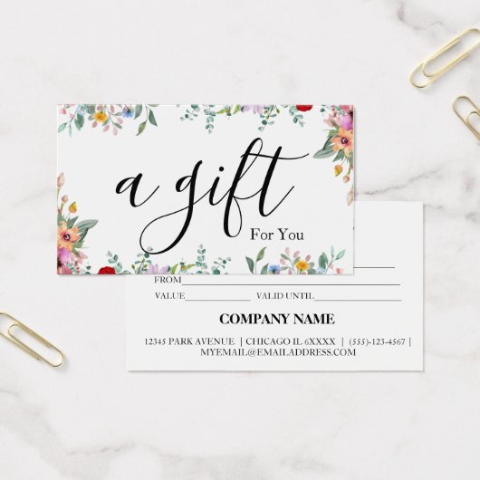 Eenvoudig en modern bedrijfscadeaubon visitekaartje (Kantoor)