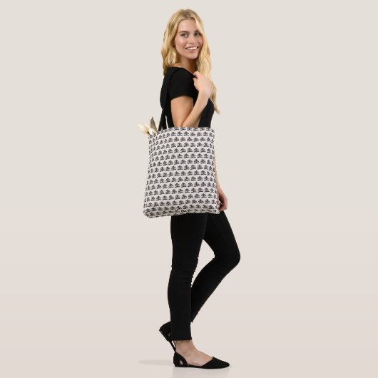 Eenvoudig Evergreen Modern Tote Bag (Op model)