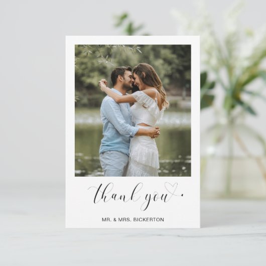 Eenvoudig foto-hart Minimalistisch script bruiloft Bedankkaart (Staand voorkant)