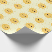 Eenvoudig Geel Gelukkig Lachend Zonneschijn Patroo Cadeaupapier (Hoek)
