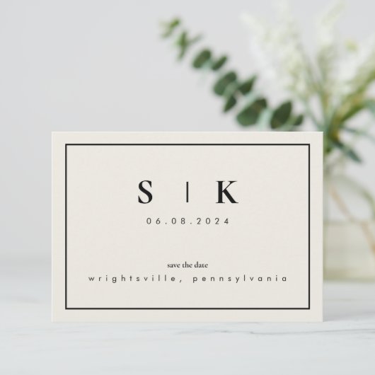 Eenvoudig gestroomlijnd monogram beige Sla datum V (Staand voorkant)