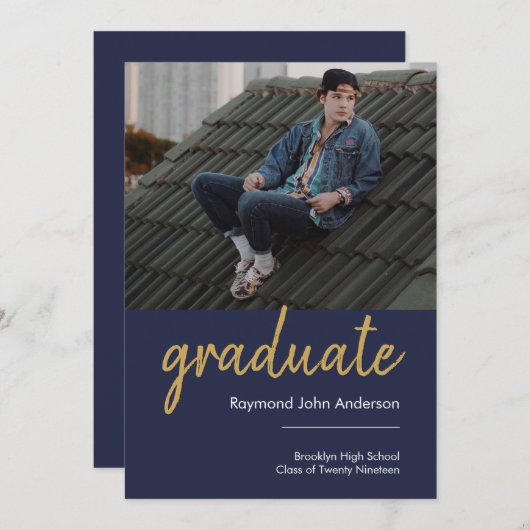 Eenvoudig Gold Script High School Foto Afstuderen Aankondiging (Voorkant / Achterkant)