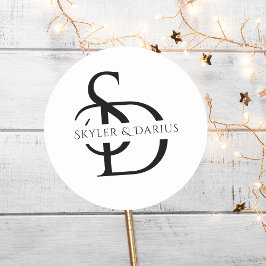 Eenvoudig huwelijksmonogram gepersonaliseerd met n ronde sticker