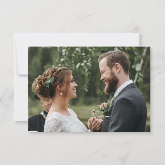 Eenvoudig Huwelijksscript Met Monogram En QR-code Bedankkaart (Voorkant)