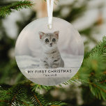 Eenvoudig kitten 'Mijn eerste kerst' Foto Keepsake Glas Ornament<br><div class="desc">Creëer a Pet's eerste kerst ornament met deze eenvoudige moderne sjabloon. Design beschikt over een foto van je puppy of kitten,  een witte overlay banner met de tekst 'MY FIRST CHRISTMAS' en de naam van het huisdier.</div>