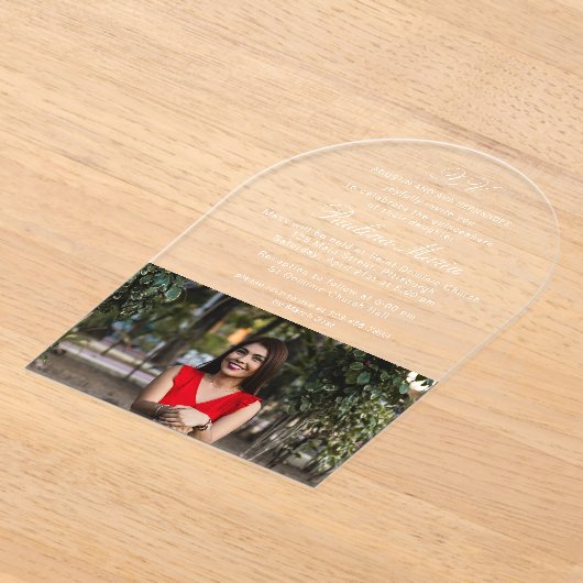 Eenvoudig klassiek script XV Photo Quinceañera Acryl Uitnodigingen (Laagn)