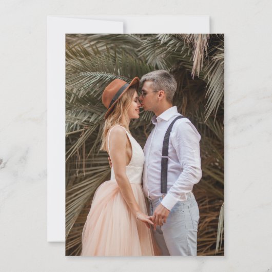 Eenvoudig Klassiek Stoffig Blauw Bladkam Wildbloem Save The Date (Achterkant)