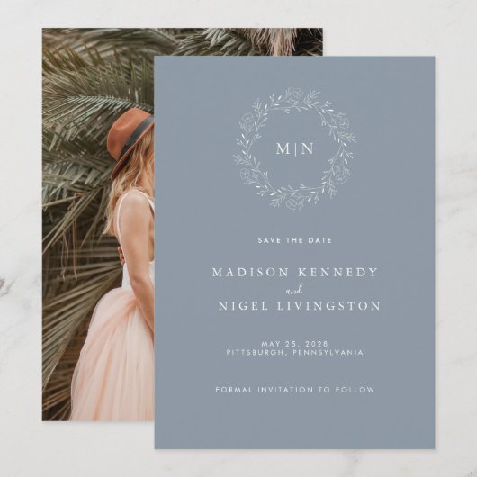 Eenvoudig Klassiek Stoffig Blauw Bladkam Wildbloem Save The Date (Voorkant / Achterkant)