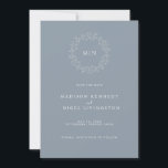 Eenvoudig Klassiek Stoffig Blauw Bladkam Wildbloem Save The Date<br><div class="desc">Simple Classic Dusty Blue Leafy Wildflower Crest Save the Date - Eenvoudige en elegante bladbloemige botanische krans is te vinden op deze eenvoudige, maar o zo elegante Save the Date. Op de achterkant van de uitnodiging staat de favoriete foto van het paar in vol bloed. Save the Date wordt in...</div>
