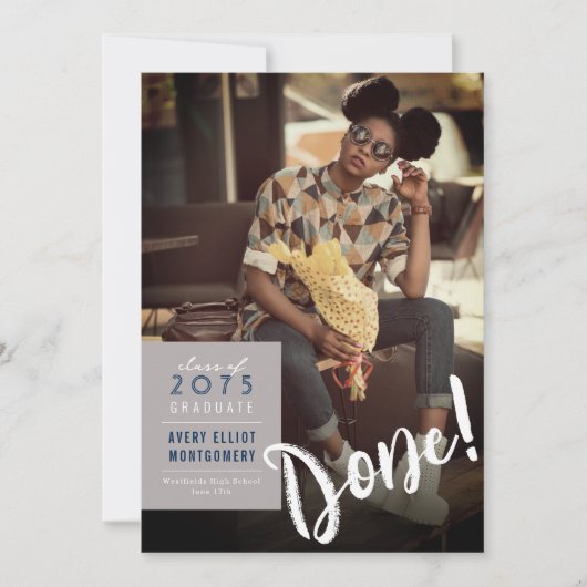 Eenvoudig kleurenvak Minimalistisch foto-Afstudere Aankondiging (Voorkant)