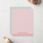 Eenvoudig kleurrijk minimalistisch aangepast notitiekaartje (Voorkant / Achterkant in situ)