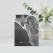 Eenvoudig laagje fotohuwelijk sparen de datum uitnodiging briefkaart (Staand voorkant)