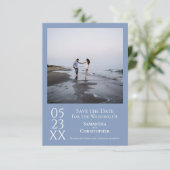 Eenvoudig lichtblauw modern minimalistisch fotohuw save the date (Staand voorkant)