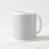 Eenvoudig lichtgrijs grote koffiekop (Voorkant rechts)