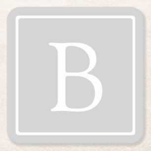 Eenvoudig lichtgrijs monogram kartonnen onderzetters