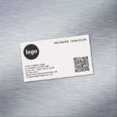 Eenvoudig Logo en QR Code Blush Roze Magnetisch Visitekaartje (Voorbeeld)