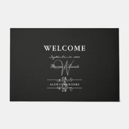 Eenvoudig, maar elegant: zwarte linnen met monogra deurmat