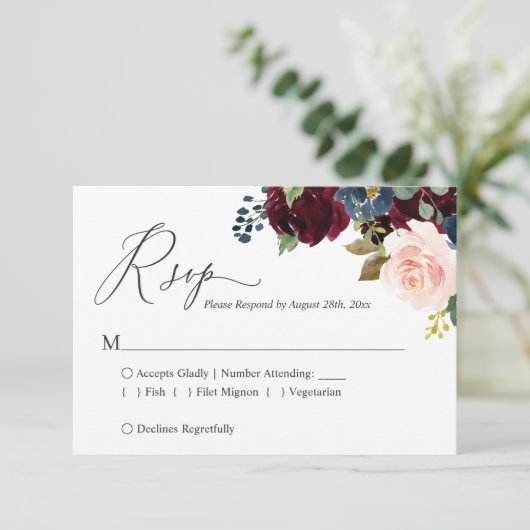 Eenvoudig Manuscript Burgundy Navy Blush Floral We RSVP Kaartje (Staand voorkant)