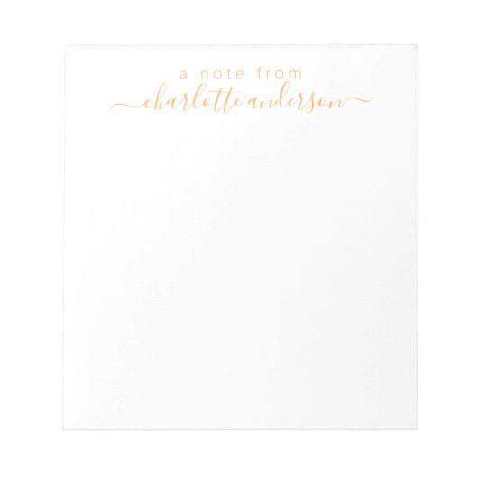 Eenvoudig Manuscript dat in Geel Gepersonaliseerd Notitieblok (Voorkant)