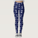 Eenvoudig Menorah Patroon Chanoeka Marine Blauw Leggings<br><div class="desc">Eenvoudig Menorah patroon Navy Blue leggings, met aanpasbare typografie letters. Geweldig feest voor een gelukkige Chanoeka.</div>