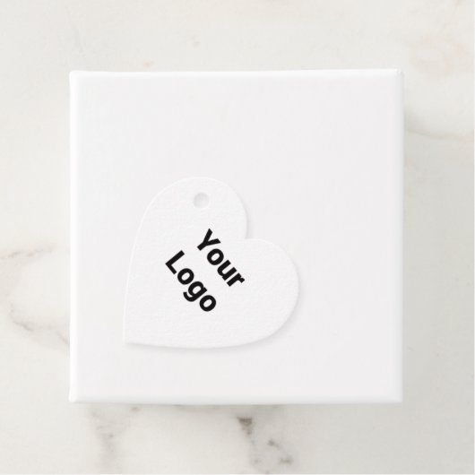 Eenvoudig minimaal elegant kerstcadeau label (In situ)