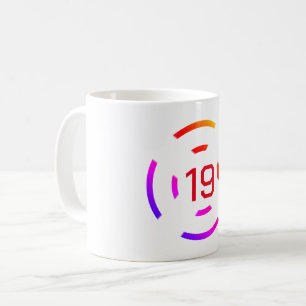 eenvoudig minimaal goudmonogram op maat van modern koffiemok