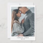 Eenvoudig minimalistisch 3 fotomonogram bruiloft kaart (Achterkant)