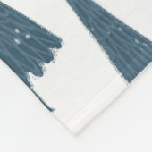 Eenvoudig minimalistisch blauw winterdenboompatroo fleece deken (Hoek)