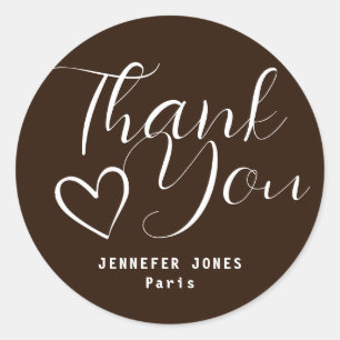 Eenvoudig minimalistisch chocolade-calligrafische ronde sticker