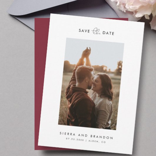 Eenvoudig minimalistisch modern fotoscript Bourgun Save The Date