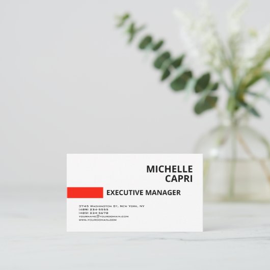 Eenvoudig minimalistisch rood wit modern visitekaartje (Staand voorkant)