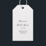 Eenvoudig minimalistisch Vrijgezellenfeest Cadeaulabel<br><div class="desc">Deze eenvoudige minimalistische vrijgezellenfeesten cadeau labels zijn ideaal voor een moderne bruiloftsdouche. Het eenvoudige en elegante ontwerp heeft klassieke en fancy scripttypografie in zwart-wit.</div>
