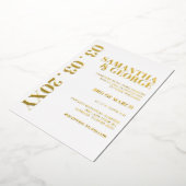 Eenvoudig minimalistisch wit en goudmodern huwelij folie uitnodiging (Gedraaid)