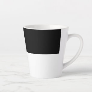 Eenvoudig minimalistisch zwart en wit latte mok