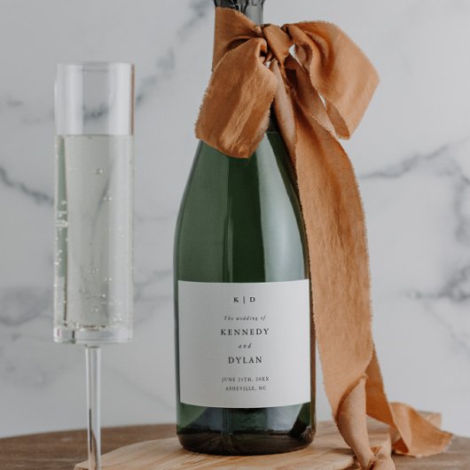 Eenvoudig minimalistisch zwart-wit huwelijk sparkling wijnetiket