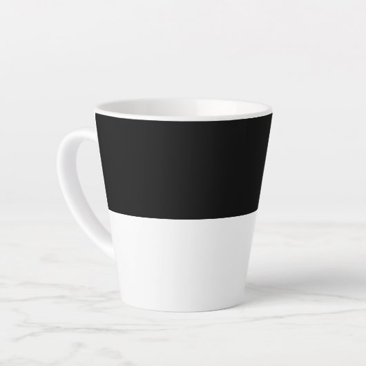 Eenvoudig minimalistisch zwart-wit latte mok (Linkerhoek)