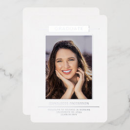 Eenvoudig modern Afstuderen Photo Silver Script Folie Uitnodiging