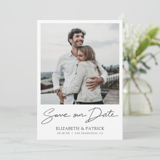 Eenvoudig Modern Custom Twee Foto Verloving Bruilo Save The Date (Staand voorkant)