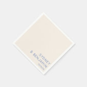 Eenvoudig modern Ecru Blue Minimal Custom Wedding Servet (Hoek)