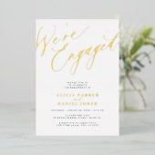 Eenvoudig modern elegant verlovingsfeestgoud folie uitnodiging (Staand Voorkant)