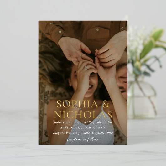 Eenvoudig modern fotohuwelijk folie uitnodiging (Staand Voorkant)
