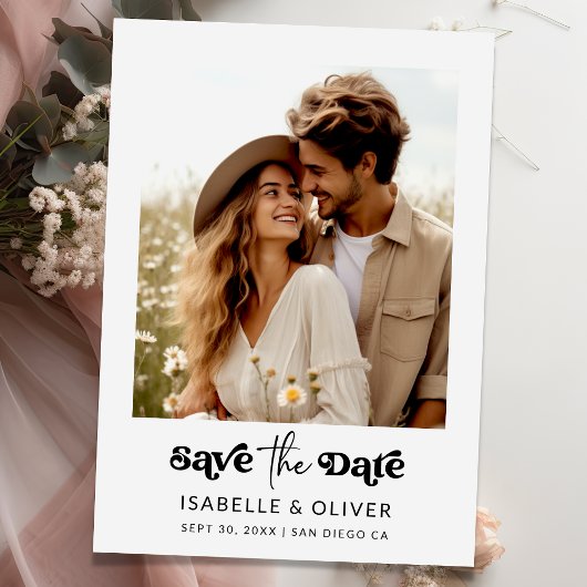 Eenvoudig modern fotohuwelijk: sla de datumkaart o kaart