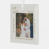 Eenvoudig Modern Getrouwd & Blij Gouden Script Fot Glas Ornament (Voorkant links)