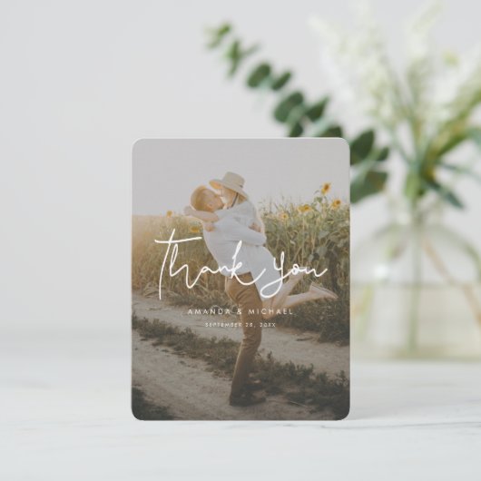 Eenvoudig modern handschrift Foto bruiloft Bedankkaart (Staand voorkant)