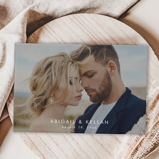 Eenvoudig modern minimalistisch fotohuwelijk gastenboek