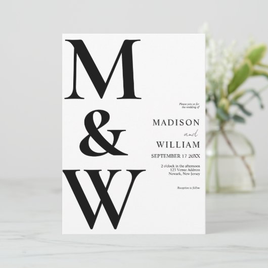 Eenvoudig Modern Monogram Zwart-wit Bruiloft Kaart (Staand voorkant)