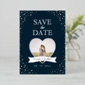 Eenvoudig modern paar foto's die de datum opslaan folie uitnodiging (Staand Voorkant)