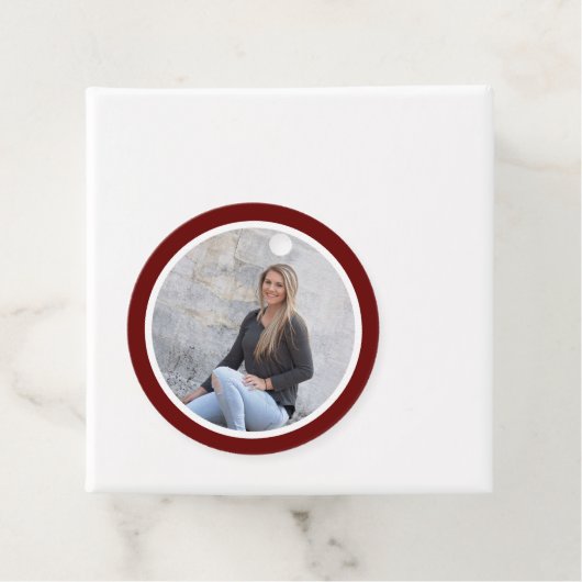 Eenvoudig modern rood foto Afstuderen Bedankjes Labels (In situ)