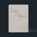 Eenvoudig modern Rustic Boho Taupe Script Weddensc Save The Date<br><div class="desc">Plaats de toon voor uw bruiloft met deze mooie moderne versie sparen de datumkaart met handgeschreven manuscript in bruin taupe.</div>