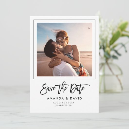 Eenvoudig modern script handgeschreven foto save the date (Staand voorkant)